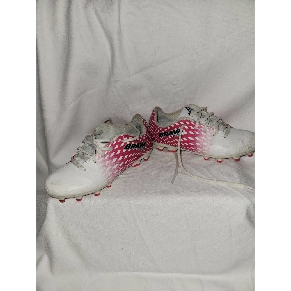 soccer cleats girls size 1.5